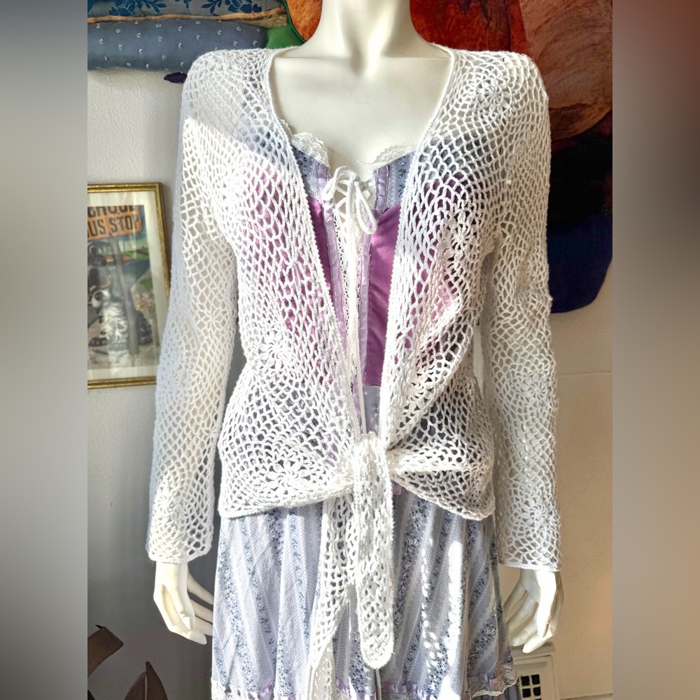 LAURA ASHLEY Crocheted Sweater Bolero Spring White Open Weave Shrug Crochet